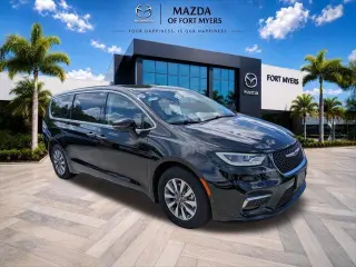 Chrysler Pacifica Hybrid enchufable 2024 Select 4dr Mini-Van
