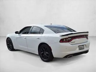 Dodge Charger 2020 SXT 4dr Sedan