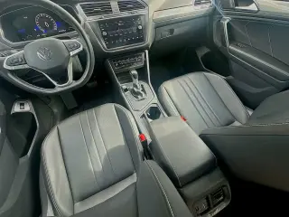 Volkswagen Tiguan 2024 SE 4p SUV