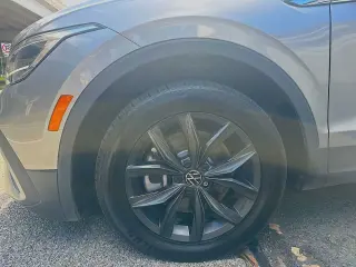 Volkswagen Tiguan 2024 SE 4p SUV