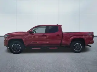 Toyota Tacoma 2024 4x4 TRD Sport 4p Puertas Doble Cabina 5.0 ft SB 8A