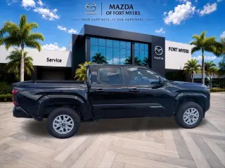 Toyota Tacoma 2024 4x4 SR5 4dr Cab doble 5.0 ft SB