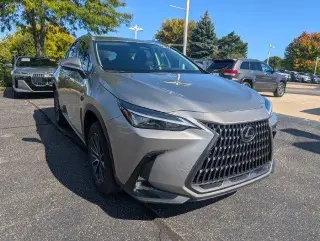 Lexus NX 350 2024 tracción en las cuatro ruedas 4 puertas crossover