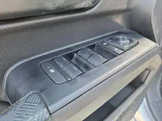 Toyota Tacoma 2025 4x4 SR5 4dr Double Cab 5.0 ft SB