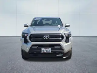 Toyota Tacoma 2025 4x4 SR5 4dr Double Cab 5.0 ft SB