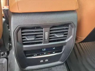 Serie 3 BMW 2024 330i 4p Sedán