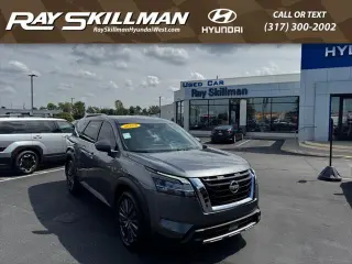 Nissan Pathfinder 2023 AWD SL 4dr SUV