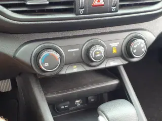 Kia Forte 2024 LXS 4dr Sedán