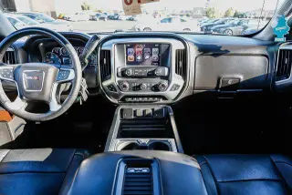 GMC Sierra 1500 2018 4x4 SLT 4p. Cabina de Tripulacion 5.8 ft. CB