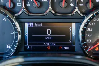 GMC Sierra 1500 2018 4x4 SLT 4p. Cabina de Tripulacion 5.8 ft. CB