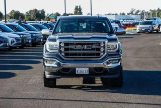 GMC Sierra 1500 2018 4x4 SLT 4p. Cabina de Tripulacion 5.8 ft. CB
