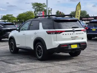 Nissan Pathfinder 2024 AWD Rock Creek 4dr SUV