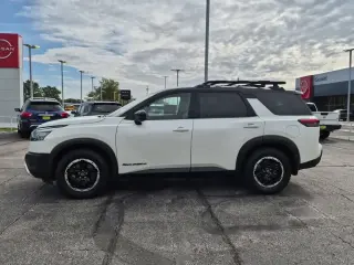 Nissan Pathfinder 2024 AWD Rock Creek 4dr SUV