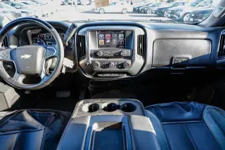Chevrolet Silverado 1500 2018 4x4 LT 4p Cabatón de Tripulación 5.8 ft. CB