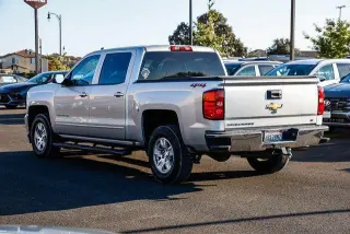 Chevrolet Silverado 1500 2018 4x4 LT 4p Cabatón de Tripulación 5.8 ft. CB