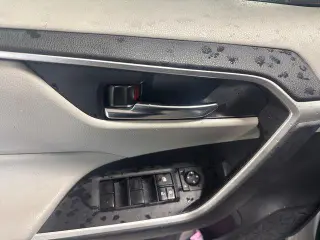 Toyota RAV4 Hybrid 2020 tracción en todas las ruedas XLE 4p SUV