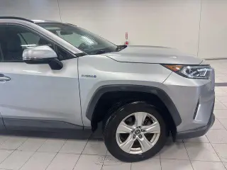Toyota RAV4 Hybrid 2020 tracción en todas las ruedas XLE 4p SUV