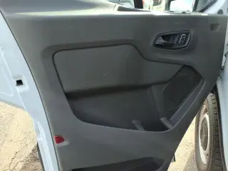 Ford Transit 2024 250 3dr LWB Tech Roof Cargo Van
