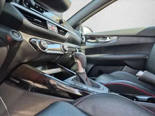 Kia Forte 2024 GT 4p Sedan 6M