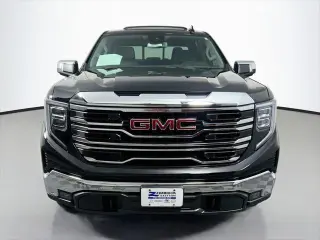 GMC Sierra 1500 2022 4x4 SLT 4p Cabón de tripulación 5.8 ft. CB