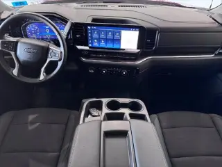 Chevrolet Silverado 1500 2023 4x4 RST 4p Cabina de Tripulacion con 5.8 ft. CB