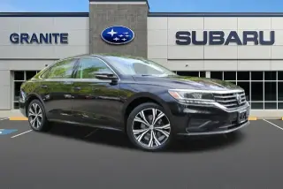 Volkswagen Passat 2020 SEL 4dr Sedán