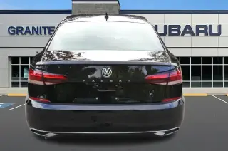 Volkswagen Passat 2020 SEL 4dr Sedán