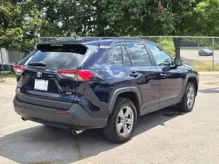 Toyota RAV4 2024 XLE 4p SUV