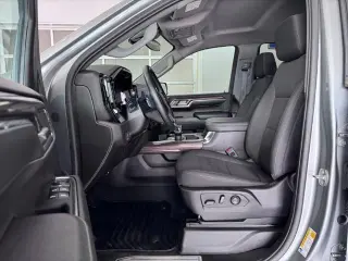 Chevrolet Silverado 1500 2023 4x4 RST 4dr Cabina de Tripulante 5.8 ft. SB