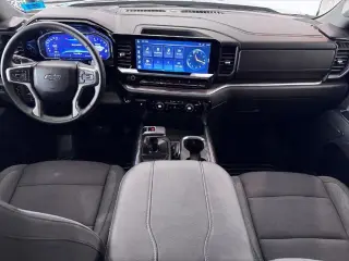 Chevrolet Silverado 1500 2023 4x4 RST 4dr Cabina de Tripulante 5.8 ft. SB