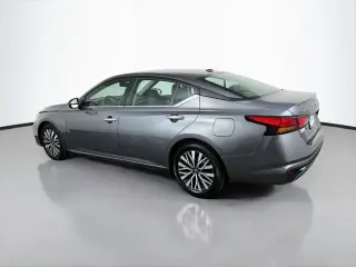 Nissan Altima 2024 2.5 SV 4p Sedana