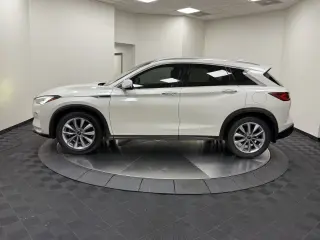 INFINITI QX50 2022 Essential 4dr Crossover