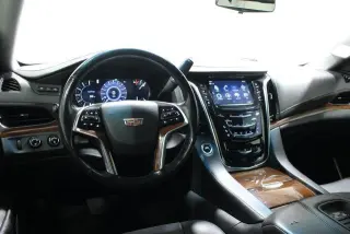 Cadillac Escalade 2018 4x4 Luxury 4p SUV