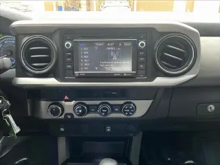 Toyota Tacoma 2017 4x4 SR5 V6 4dr Cab doble 5.0 ft SB
