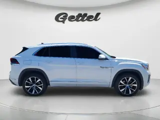 Volkswagen Atlas Cross Sport 2024 AWD SEL Premium R-Line 4Motion 4dr SUV