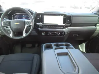 Chevrolet Silverado 1500 2024 4x4 LT 4p Puerta trasera Tripulación 5.8 ft. CB w/1LT