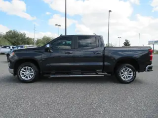 Chevrolet Silverado 1500 2024 4x4 LT 4p Puerta trasera Tripulación 5.8 ft. CB w/1LT