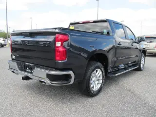 Chevrolet Silverado 1500 2024 4x4 LT 4p Puerta trasera Tripulación 5.8 ft. CB w/1LT