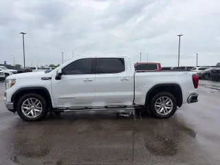 GMC Sierra 1500 2021 4x4 SLT 4p. Cabina Tripla 5.8 ft. CB