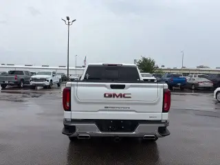 GMC Sierra 1500 2021 4x4 SLT 4p. Cabina Tripla 5.8 ft. CB
