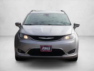 Chrysler Pacifica 2017 Touring-L 4dr Mini-Van