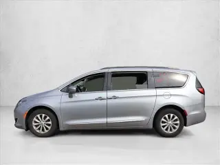 Chrysler Pacifica 2017 Touring-L 4dr Mini-Van