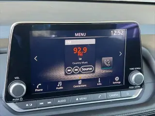 Nissan Rogue 2024 S 4dr Crossover