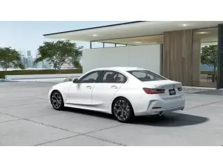 Serie 3 BMW 2025 AWD 330i xDrive Sedán 4p