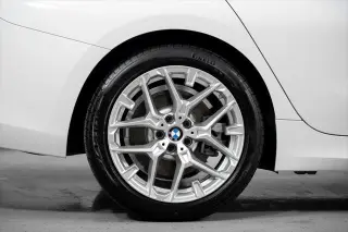 BMW Serie 3 2026 330i 4dr Sedán
