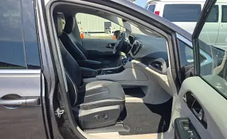 Chrysler Pacifica Hybrid 2021 Limited 4p Minivan