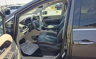 Chrysler Pacifica Hybrid 2021 Limited 4p Minivan
