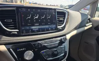 Chrysler Pacifica Hybrid 2021 Limited 4p Minivan
