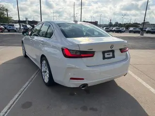 BMW Serie 3 2026 4x4 330i xDrive Sedan 4p.
