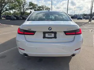 BMW Serie 3 2026 4x4 330i xDrive Sedan 4p.